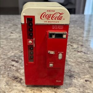 Vintage 1994 Coca-Cola Vending Machine Metal Coin Bank Music Box